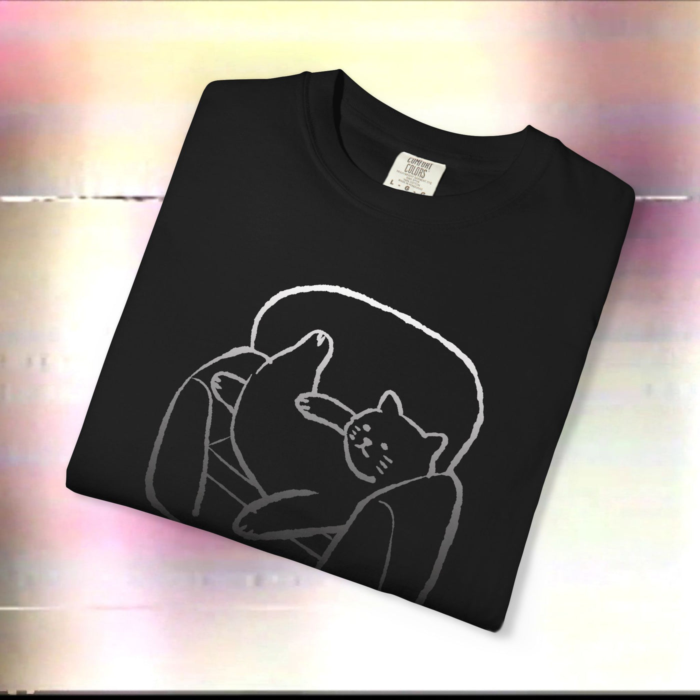 Cat on a couch, Unisex Heavy Cotton Tee